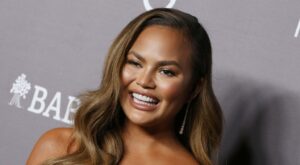 Chrissy Teigen’s Popcorn Seasoning Hacks Are the Sweet & Salty Goodness You Need In Your Life – SheKnows