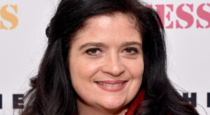 Alex Guarnaschelli Posts Heartbreaking Tribute To Her Mother – Mashed