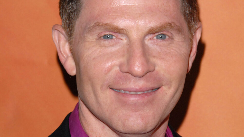 Bobby Flay Weighed In On The Sugar In Tomato Sauce Debate – Tasting Table