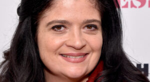 Alex Guarnaschelli Creates Edible Tablescapes For Easy Entertaining – Tasting Table