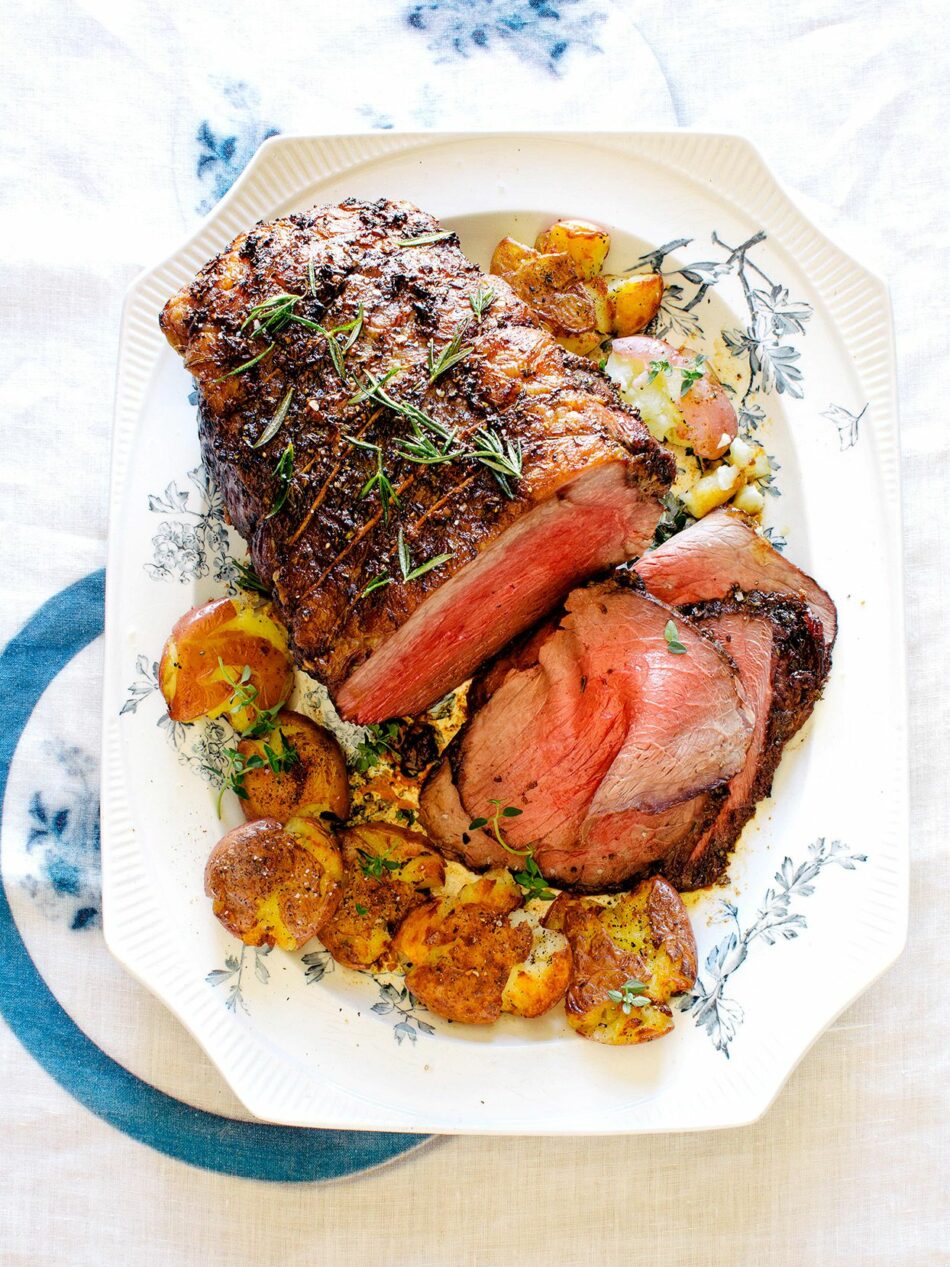 12 Impressive Christmas Roast Beef Dinner Recipes to Make This Year – Better Homes & Gardens