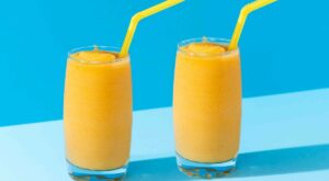 12 Fruit Smoothie Recipes You Can Make in 10 Minutes or Less – AOL