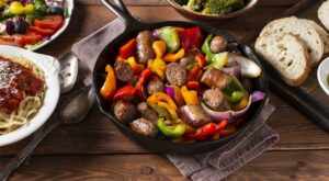 The Best Way to Cook Deer Sausage and Onions in a Skillet – Livestrong