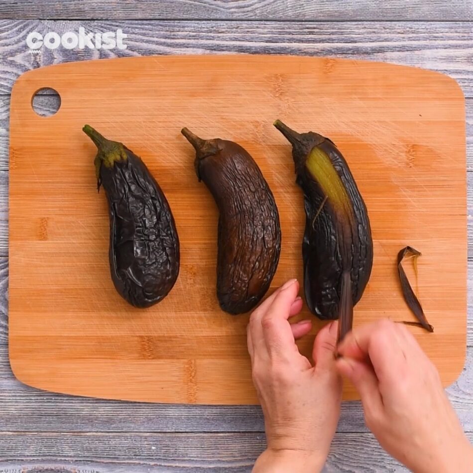 Crunchy eggplants: the best way to cook them! | Solanum melongena, cooking | Have you ever tried cooking them like … – Facebook