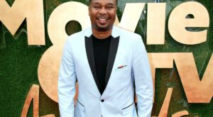 Comedian Roy Wood Jr. Says Nobody’s Off Limits in Correspondents’ Dinner Roasts — Including Himself – Yahoo Entertainment