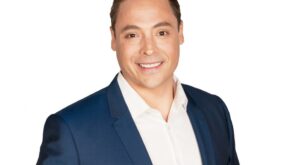 Jeff Mauro’s Booking Agent and Speaking Fee – Speaker Booking Agency