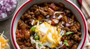 Easy Beef Chili Recipe with Beans or no beans chili | Best Recipe Box