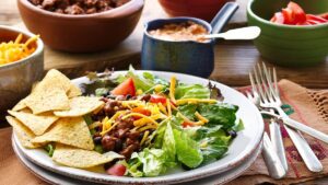 Easy Beef Taco Salad – Mexican Recipes – Old El Paso