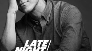 “Late Night with Seth Meyers” Laura Linney/Melanie Lynskey/Geoffrey Zakarian/Kristina Schiano (TV Episode 2022) – IMDb
