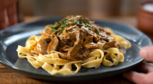 Beef Stroganoff – Easy Meals with Video Recipes by Chef Joel Mielle – RECIPE30