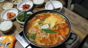 How a South Korean comfort food went global