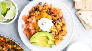 Easy Beef Burrito Bowl (All In One Pot!)