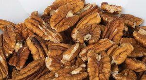 Dish up some healthy pecan recipes for National Pecan Month | Beacon Senior News