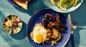 Bò Né (Steak and Eggs) Recipe