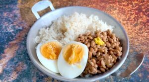 A bit Chinese, a bit Japanese, this simple chicken rice with eggs and natto is comfort food for the soul