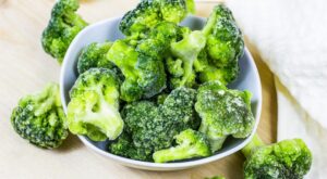 5 Ways to Cook Frozen Broccoli for Fast, Nutritious Dinners