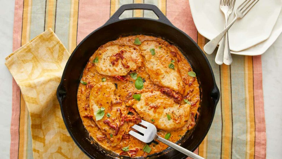 Chicken Cutlets With Sun-Dried Tomato Cream Sauce