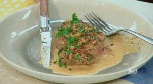 How to Make Geoffrey’s Pan-Roasted Filet Mignon with Green Peppercorns | These filets are crusted with pepper and served with a creamy pan sauce, and are GUARANTEED to impress anyone 🥩✨

Watch #TheKitchen with Geoffrey… | By Food Network | Facebook