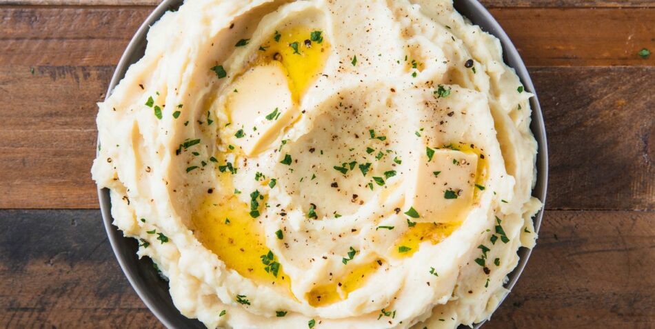 We Made Homemade Mashed Potatoes So Simple You Have To Make Them This Holiday Season