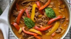 Easy Beef Curry · Seasonal Cravings | Recipe | Beef curry, Easy beef, Food