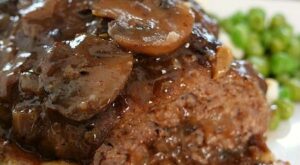 Salisbury Steak in Mushroom Onion Gravy | Salisbury steak, Homemade salisbury steak, Beef recipes for dinner