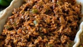 Texas Hash – A quick one-skillet meal the whole family will love! Made with ground beef, peppers, rice, tomatoes and … | Recipes, Venison recipes, Beef recipes easy