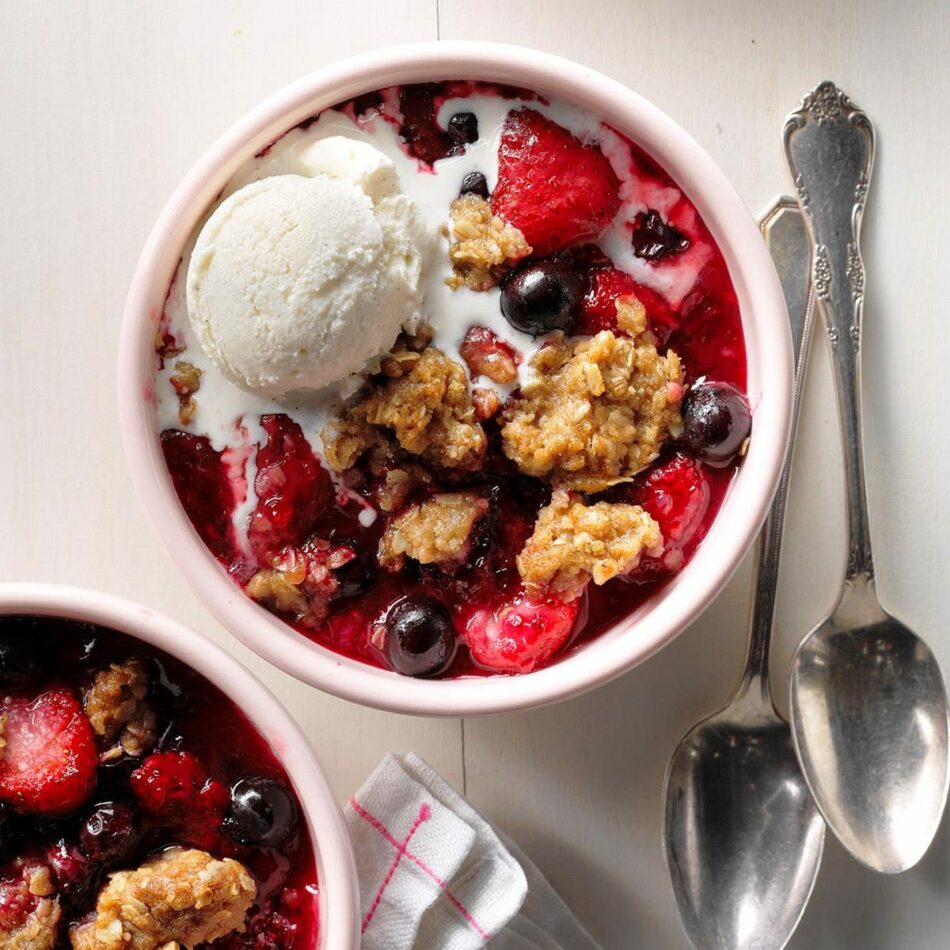 75 Delicious Berry Desserts You Need to Try