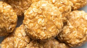 Peanut Butter No Bake Cookies – Just 3 Ingredients!