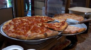 Restaurant Road Trip: Elwood’s Pizzeria
