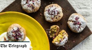 Kefir labneh with honey and pistachio biscuits recipe