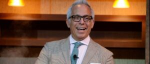 Celebrity Chef Geoffrey Zakarian’s Recipes for Chicken Vinegar With Cinnamon Candy and Dirty Rice