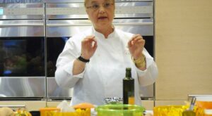 Eataly owner Lidia Bastianich still liable for luring staffer in M suit