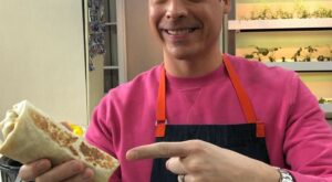 Jeff Mauro – Going live at 10:30am EST on @todayshow -…
