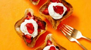 Crispy Tortilla Bowls with Strawberries and Cream