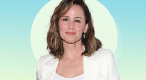 Jennifer Garner Just Shared What She Eats in a Day, Here’s What a Dietitian Thinks