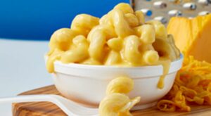 7 Fast-Food Restaurants That Serve the Best Mac & Cheese