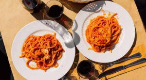 12 Etiquette Mistakes Everyone Makes at Italian Restaurants