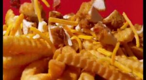 Zaxby’s Chicken Bacon Ranch Loaded Fries TV Spot, ‘Comfort Food’