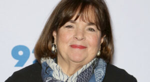 The Gooey Reason Ina Garten Freezes Her Cookie Dough Before Baking – The Daily Meal