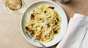 Spaghetti alla Carbonara With Zucchini