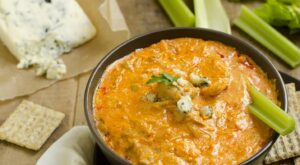 Quick and Easy Buffalo Chicken Dip