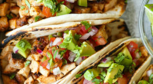 Easy Chicken Tacos – Damn Delicious