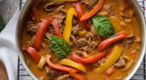 Easy Beef Curry · Seasonal Cravings