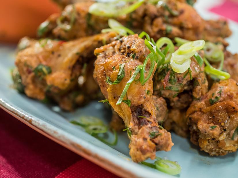 Creamy Harissa Wings (Big Game Changers) – Geoffrey Zakarian, “The Kitchen” on the Food Network.