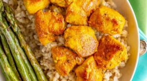 Easy Turmeric Chicken {15 minutes}
