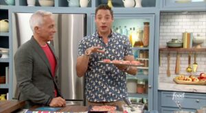 How to Make Jeff’s Strawberry Shortcake Bars | These homemade Strawberry Shortcake Bars will take you straight back to your childhood!

Watch Jeff Mauro on #TheKitchen, Saturdays at 11a|10c.

Save the… | By Food Network | Facebook