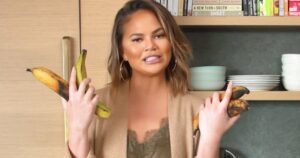 Chrissy Teigen and John Legend Went to the Hospital After Cutting Fingers While Cooking – POPSUGAR