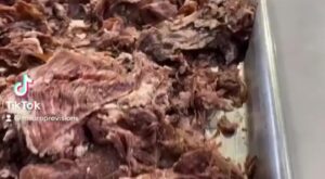 Look at those “off-brand” hungry eyes on Lisa

LIVE DEMO right here NOON CST!

And last call for beef kit sale!

Don’t forget if you’re in the… | By Jeff Mauro | Facebook