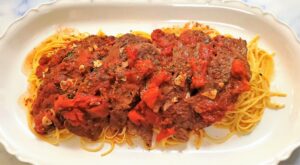 Carne alla Pizzaiola is an easy Italian dish perfect for a hectic weeknight dinner