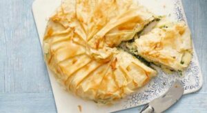 Geoffrey Zakarian’s baked Brie spanakopita | Food network recipes, Baked brie, Appetizer recipes